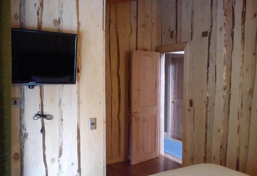 スタンダードルーム, Hostal Los Alamos Neltume
