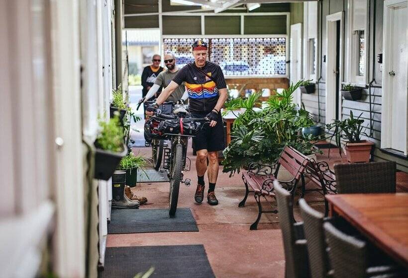 סוויטה משפחתית, Black Diamond Lodge