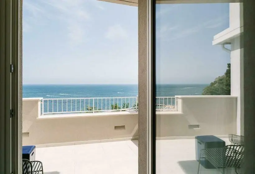 Habitació Estàndard Vista Mar amb Balconada, Numa
