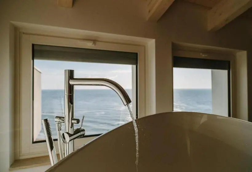 Suite Vista Mar, Numa