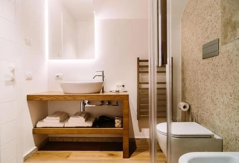 Habitació Estàndard amb Balconada, Numa