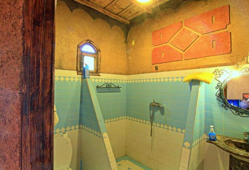 اتاق خانوادگی, Dar Tafouyte