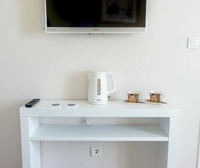 غرفة ديلوكس, Dominus Little Palace