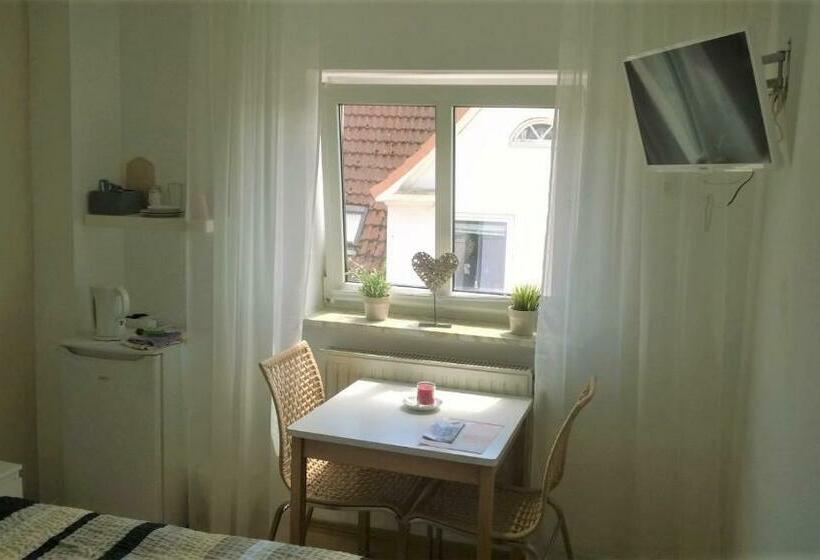 חדר סטנדרט עם מיטת קינג, Rooming24, Kleine Pension