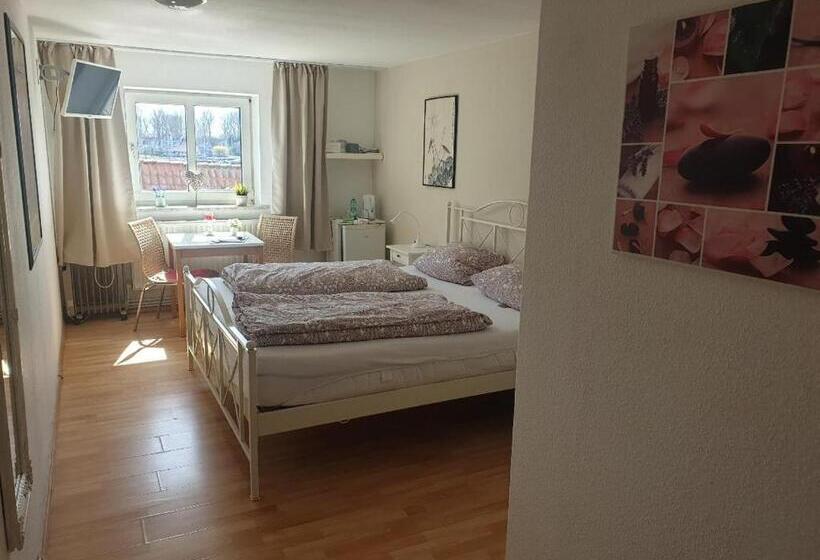 Стандартный Номер Кровать Кинг, Rooming24, Kleine Pension