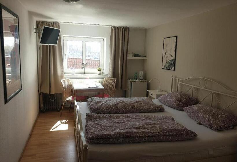 带大床的标准间, Rooming24, Kleine Pension