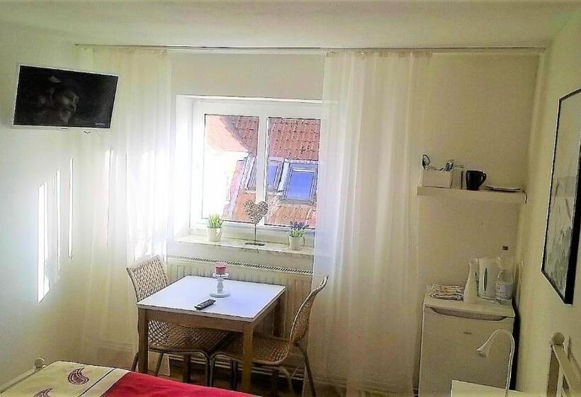 Стандартный Номер Кровать Кинг, Rooming24, Kleine Pension