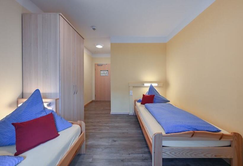 Quarto Estandar Banheiro Compartilhado, Rote Villa Fussen