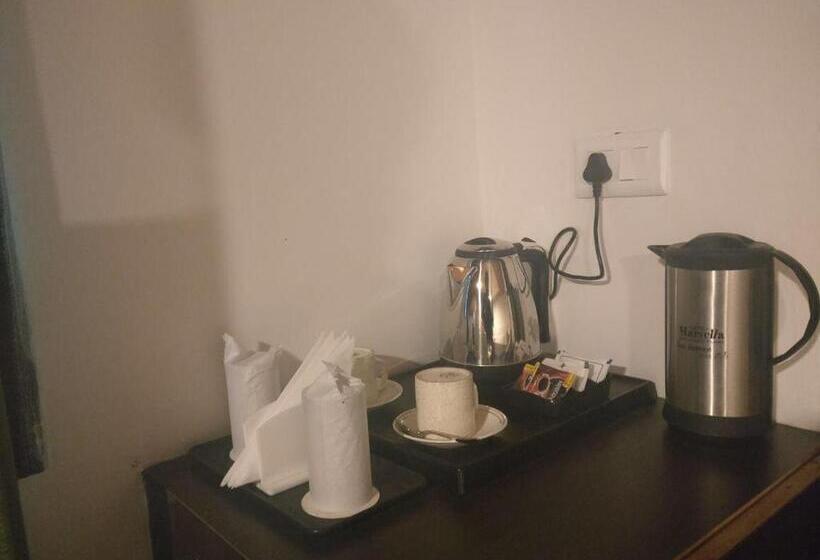 اتاق استاندارد, Nainital Adventure Park & Resort