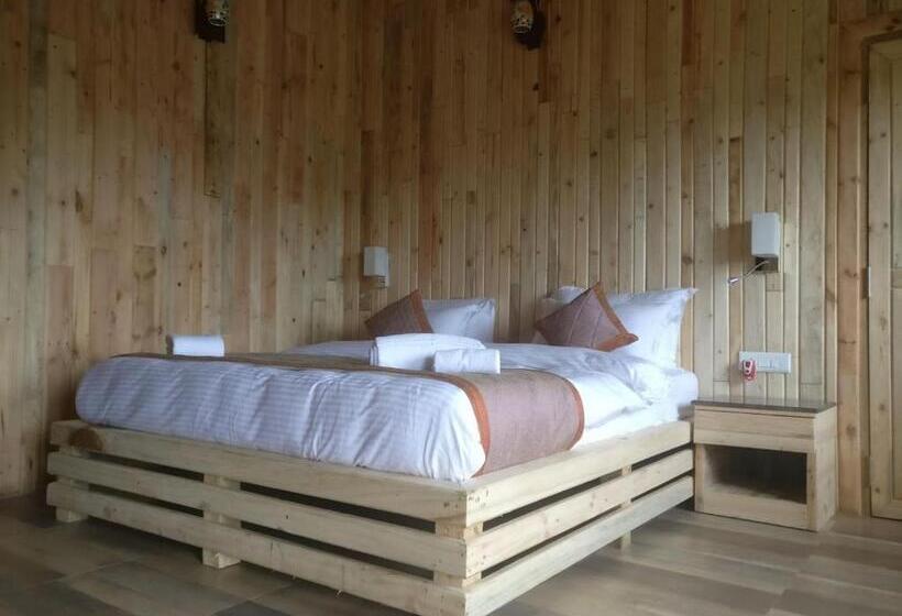 اتاق سوپریور, Nainital Adventure Park & Resort