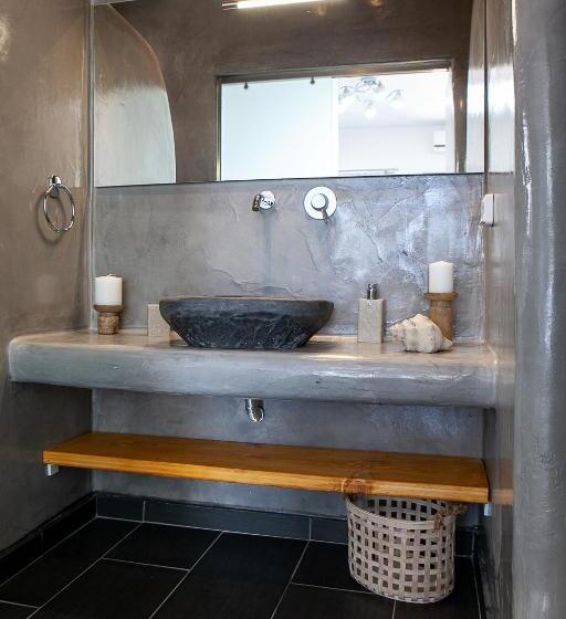 스탠다드 스튜디오 측면 바다 전망, Beach Houses Santorini