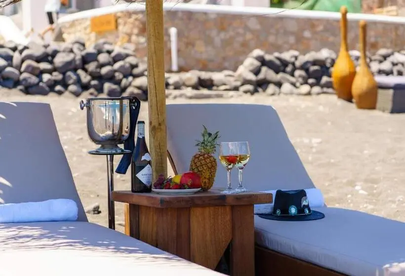 استودیوی استاندارد با چشمانداز دریا, Beach Houses Santorini