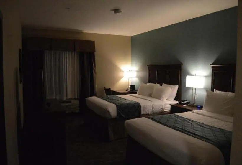 スイート, Heritage Place Hotel And Suites