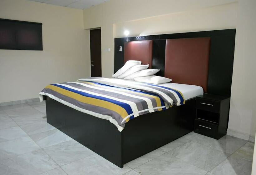 آپارتمان لوکس 2 خوابه, Golphins Suites And Hotels