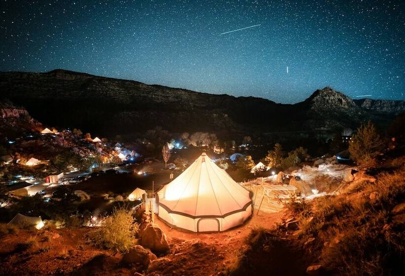 Deluxe Tent, Zion Glamping Adventures
