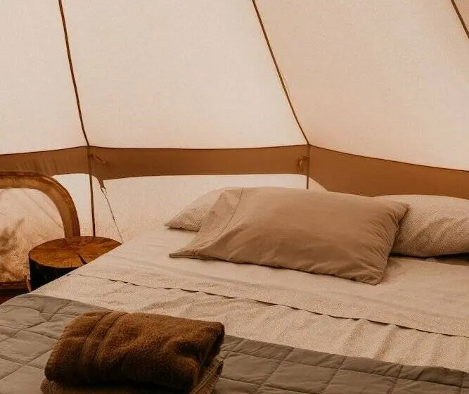 Deluxe Tent, Zion Glamping Adventures