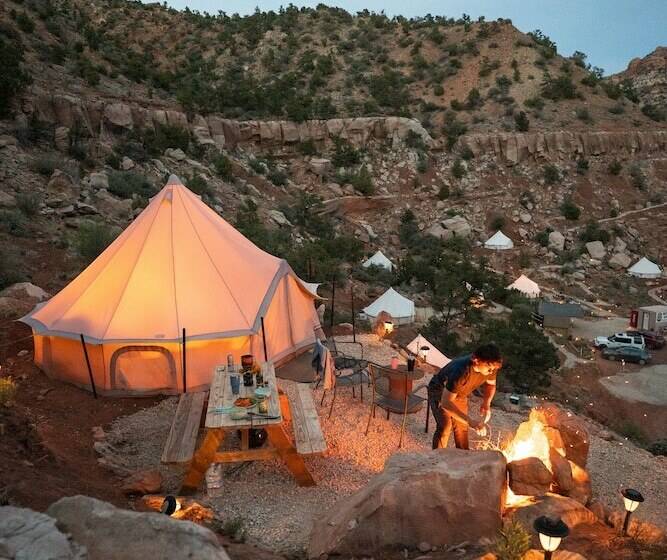 Tenda Deluxe, Zion Glamping Adventures
