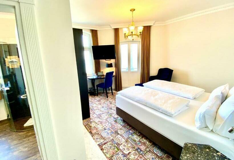 غرفة قياسية إطلالة جانبية علي البحر, Meergut Hotels