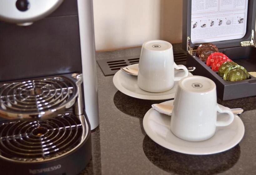 غرفة قياسية فردية, Meergut Hotels