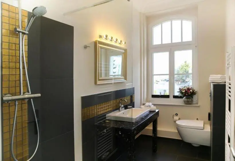 スタンダードルーム, Meergut Hotels