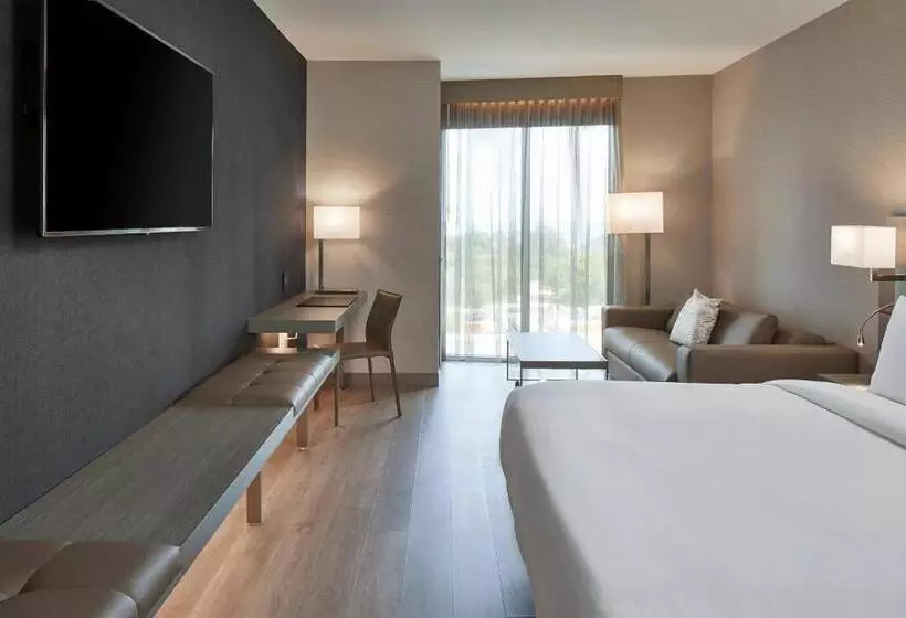 اتاق استاندارد با تخت بزرگ, Ac Hotel Miami Wynwood