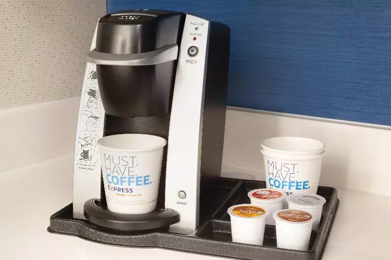 キングサイズベッドのスタンダードルーム, Holiday Inn Express Hartford South   Rocky Hill, An Ihg