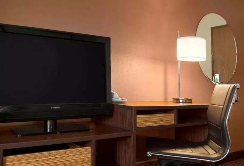 Standard-huone, Super 8 By Wyndham Peoria East