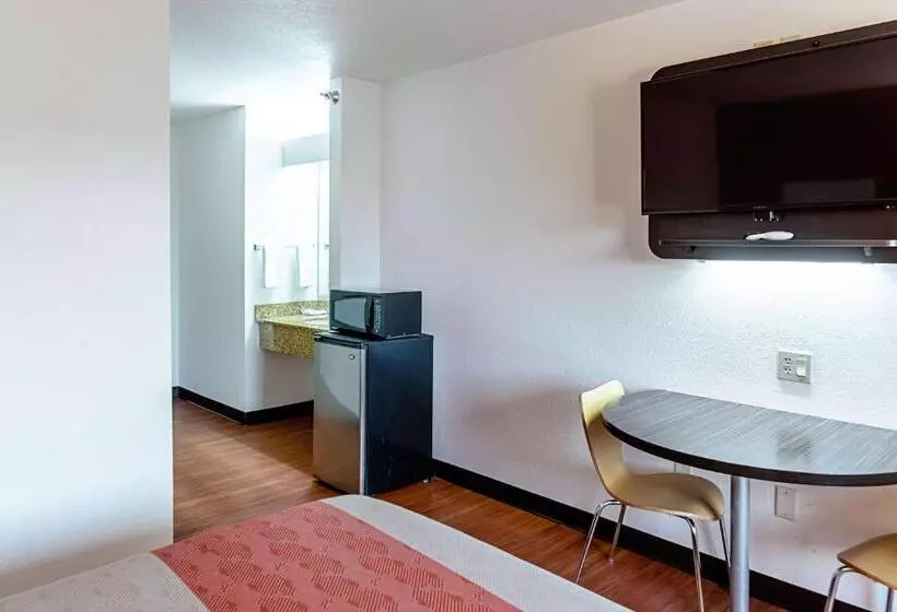 デラックスルーム, Motel 6lebanon, In