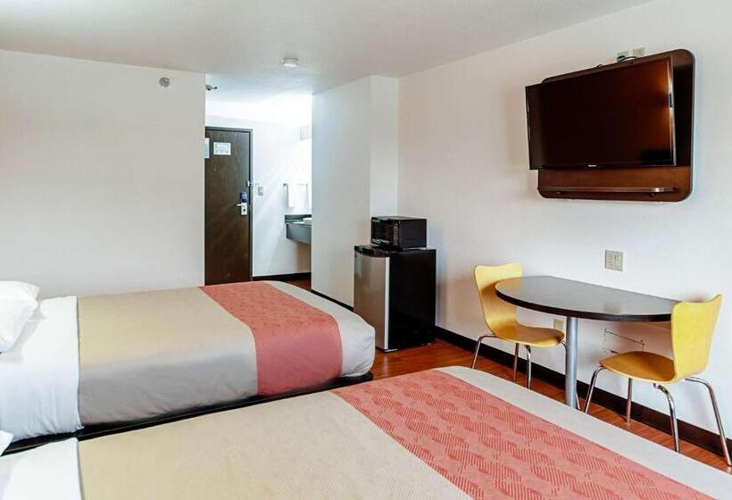 Четырехместный Номер Deluxe, Motel 6lebanon, In