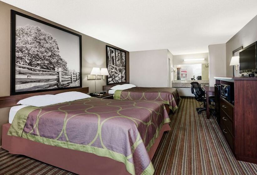 带2个双人床的标准工作室, Super 8 By Wyndham Chattanooga Ooltewah