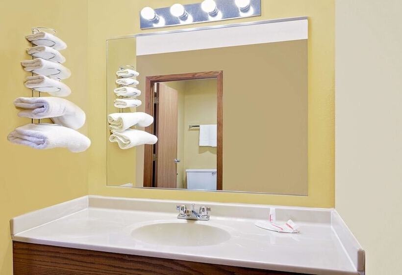 غرفة قياسية لذوى الاحتياجات الخاصة, Super 8 By Wyndham Dyersville