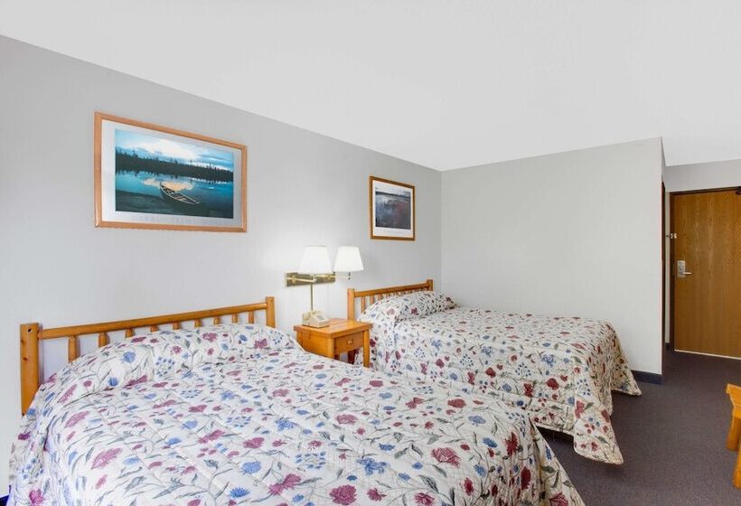 Номер Стандарт 2 Двуспальные Кровати, Super 8 By Wyndham Lake George/warrensburg Area