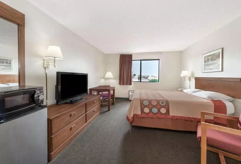 身障者適用スタンダードルーム, Super 8 By Wyndham Smithville Kansas City