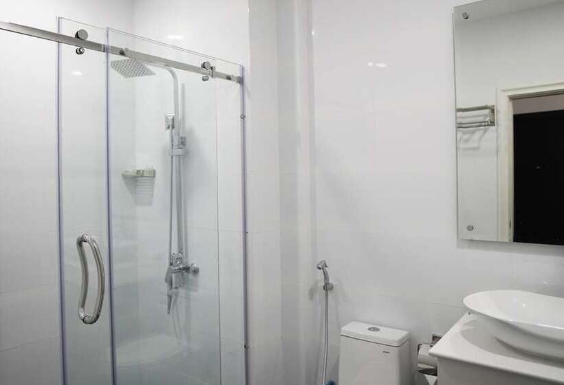 חדר דלוקס לשלושה, Apple Hotel Three   Near Pnh Airport