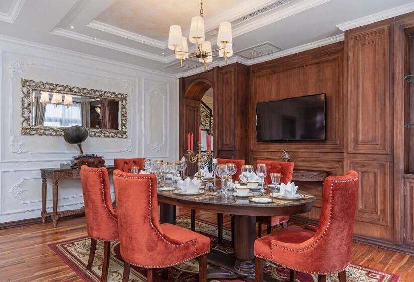 דירת פנטהאוז 1 חדרי שינה, Anik Palace