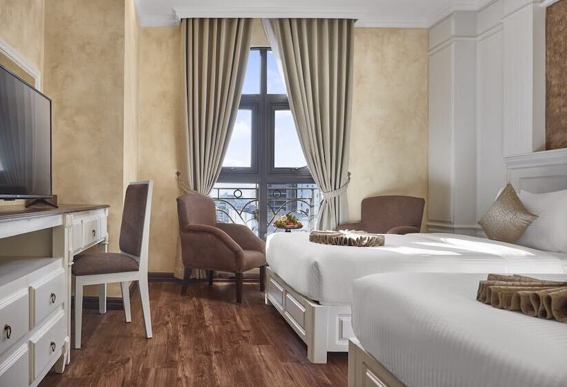 חדר דלוקס, Anik Palace