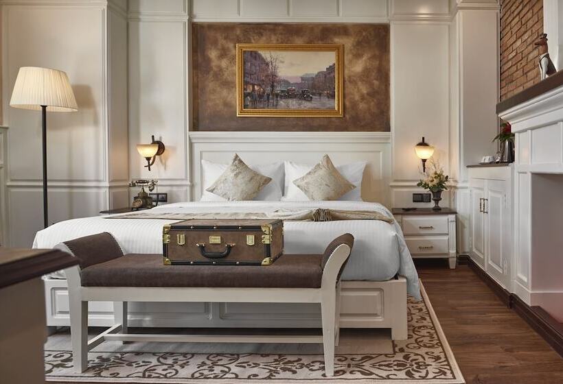 חדר קלאסי, Anik Palace