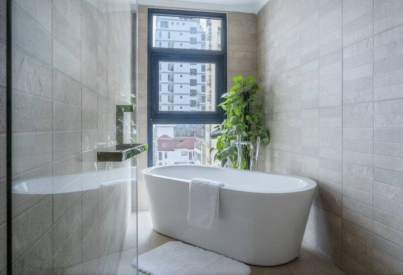 סוויטת פרמיום, Anik Palace