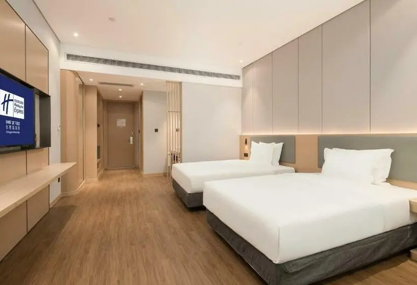 キングサイズベッドのスタンダードルーム, Holiday Inn Express Dongguan Marina Bay By Ihg