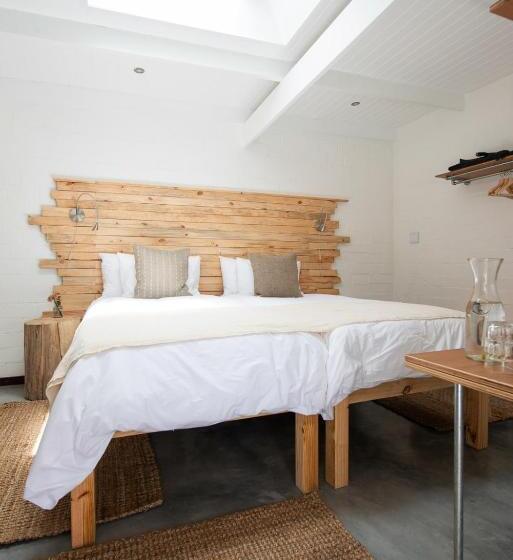 标准间带游泳池, Gonana Guesthouse