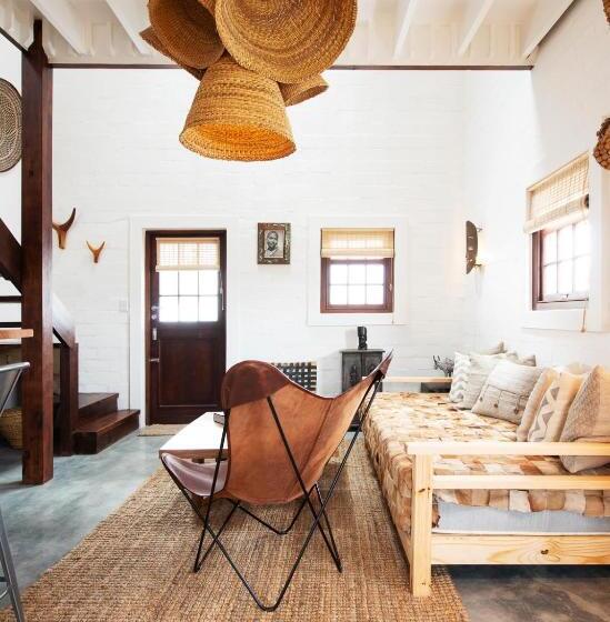 标准工作室, Gonana Guesthouse