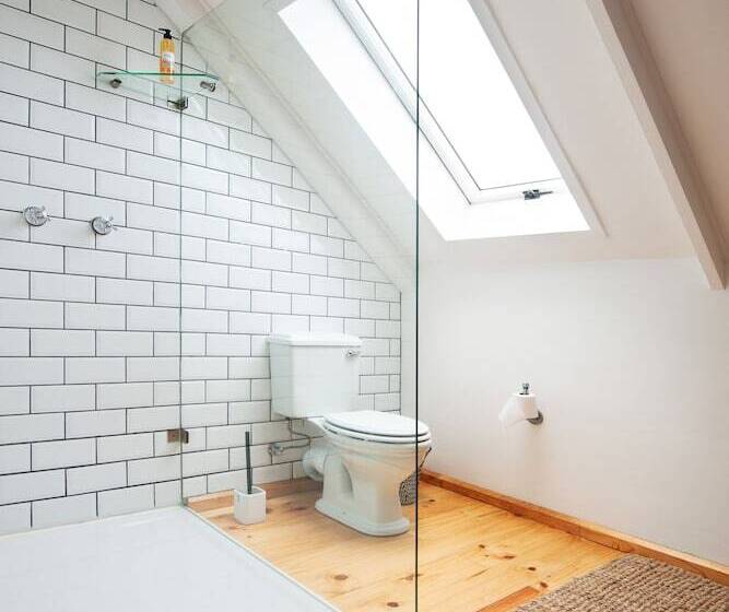 带阳台的三人标准间, Gonana Guesthouse