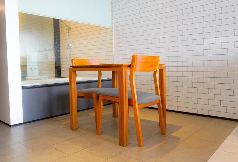 סוויטה משפחתית, Nagomi Suites &