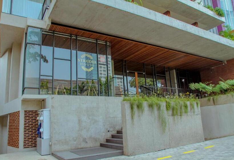 Suite Deluxe Llit King, Nagomi Suites &