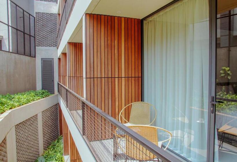 Suite Deluxe Llit King, Nagomi Suites &