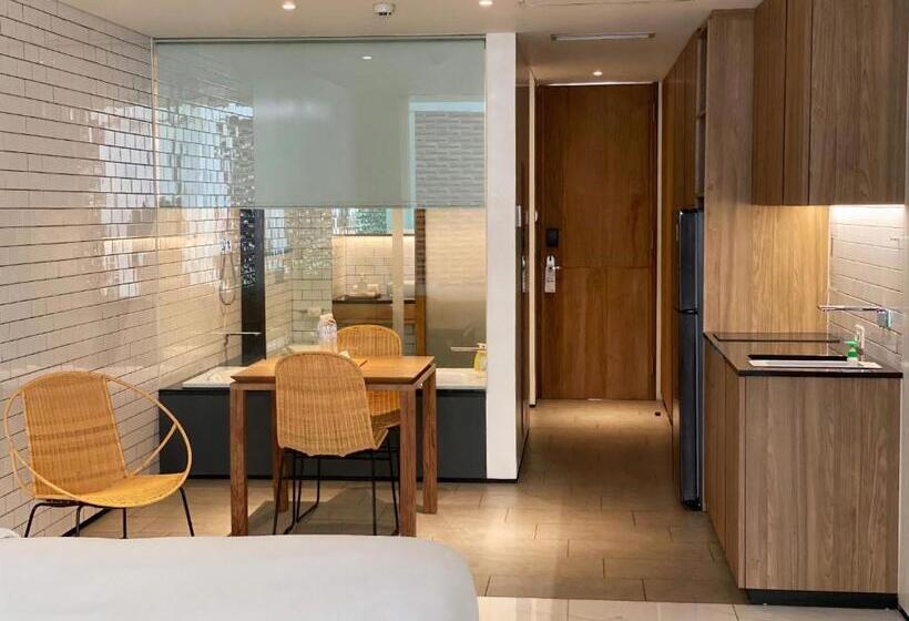 Suite Executiva, Nagomi Suites &