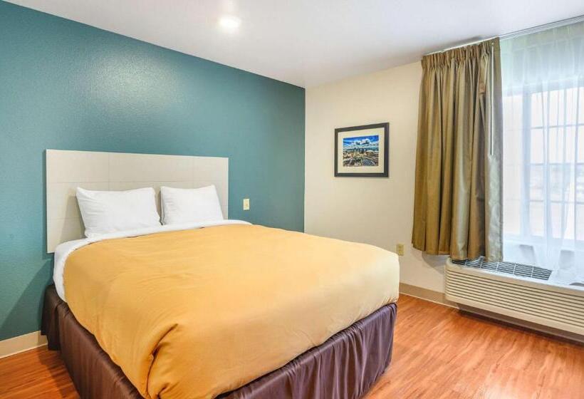 适合残疾人使用的标准间, Suburban Studios Hammond