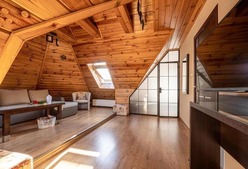 Quarto Familiar, Willa Galantówka