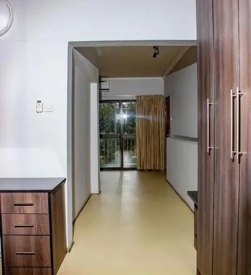 سوییت اجرایی, Wild View Resort
