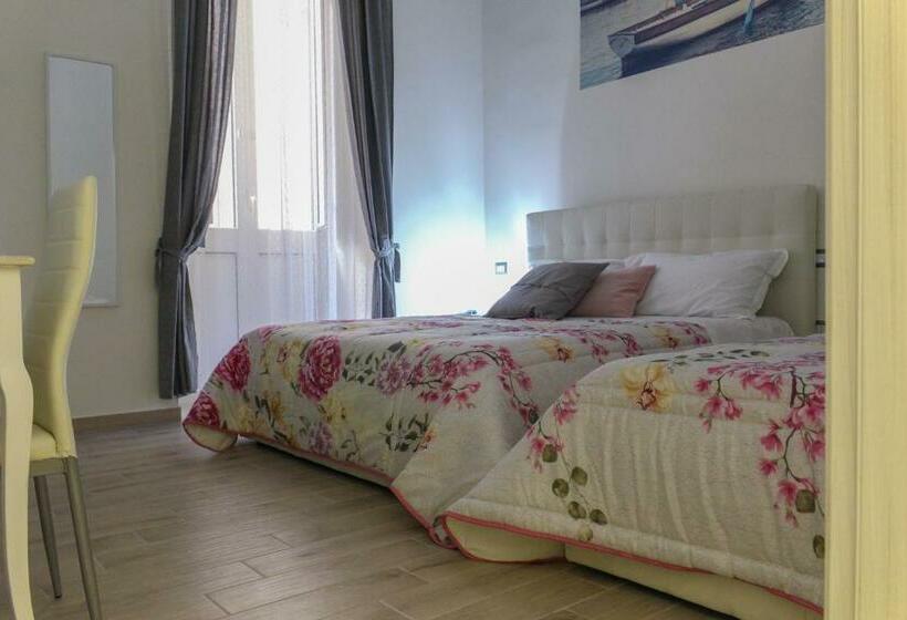 اتاق لوکس, Speranzella 86